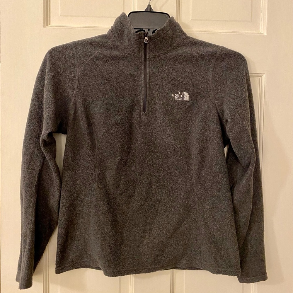 Women’s Gray North Face Fleece pullover Small